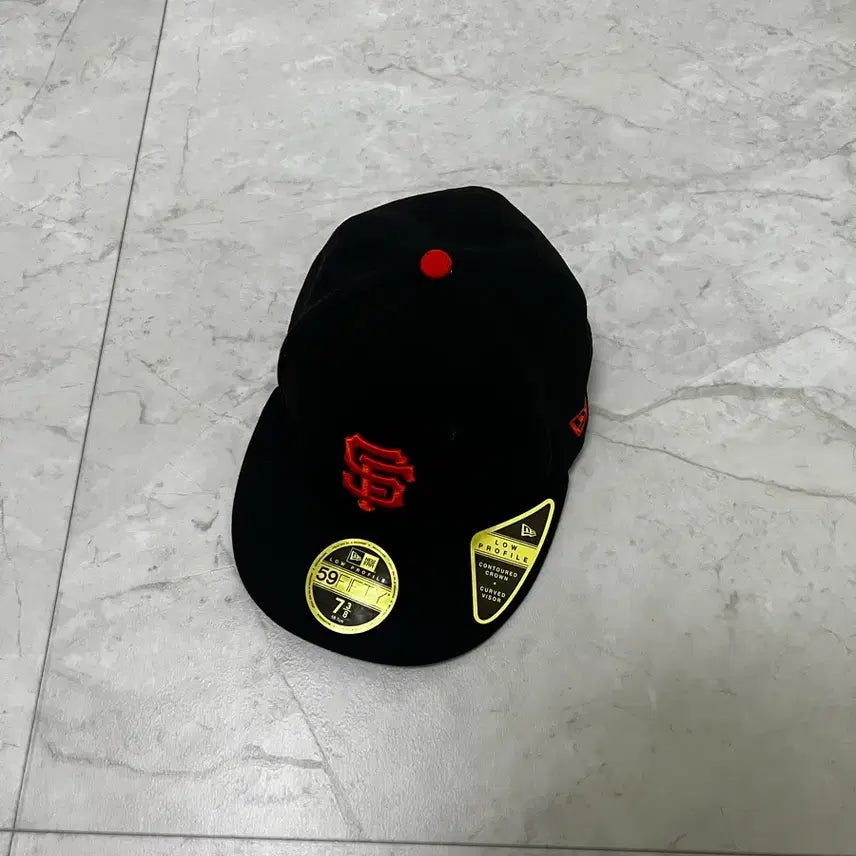 [BUNJANG] New Era 59FIFTY Black Cap Size 7 3/8 / 뉴에라 59FIFTY 검정색 모자 7 3/8