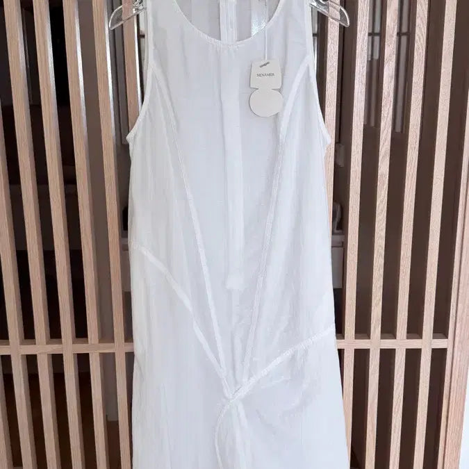 [BUNJANG] Uptown Girl Sleeveless Dress / 업타운걸 나시원피스 새제품