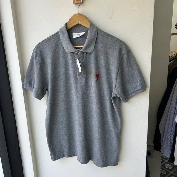 [BUNJANG] Ami Heart Logo Short Sleeve Polo Shirt / 16945 - 아미 하트 로고 반팔 카라티