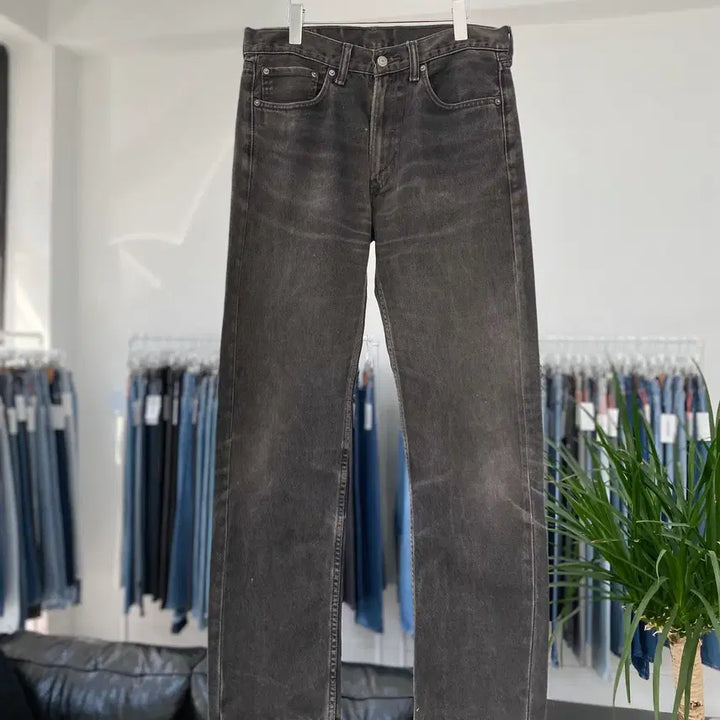 [SOLD OUT] Levis505 Straight Fit 33사이즈 a5114