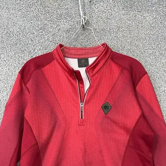 [BUNJANG] KOLON SPORT Red Logo Functional Half-Zip Long Sleeve T-Shirt Size 100 / 코오롱 레드 로고 등산 기능성 반집업 긴팔티 100