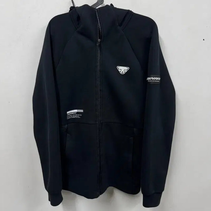 [SOLD OUT] [정품/M(95)] 다이나핏 남성 블랙 후드집업   CC