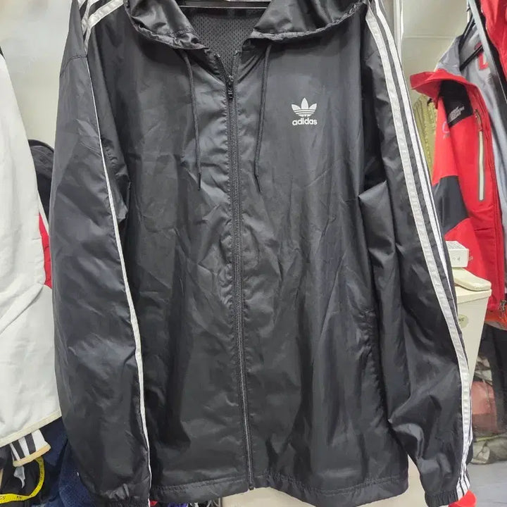 [BUNJANG] Adidas Three-Stripes Hooded Windbreaker Black / 아디다스 삼선 후드 바람막이 블랙