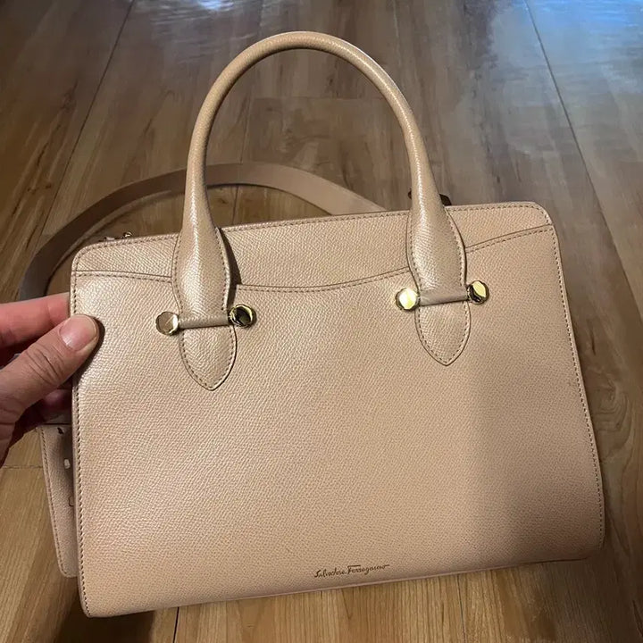 [BUNJANG] Salvatore Ferragamo Medium Gancini Today Bag / 페레가모 투데이백 미듐 정품