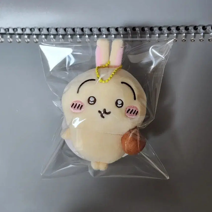 [BUNJANG] Cheekawa Usagi Stress Ball Plush Keychain / 정품 먼작귀 치이카와 스트레스볼 인형 키링 (우사기)