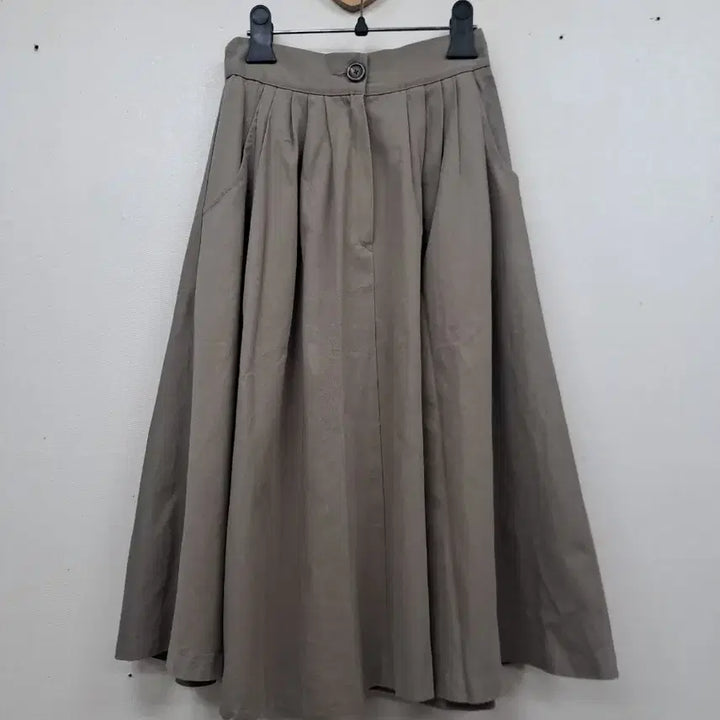 [BUNJANG] Cotton Flare Skirt (26-inch Waist) / 면 플레어스커트26미사용