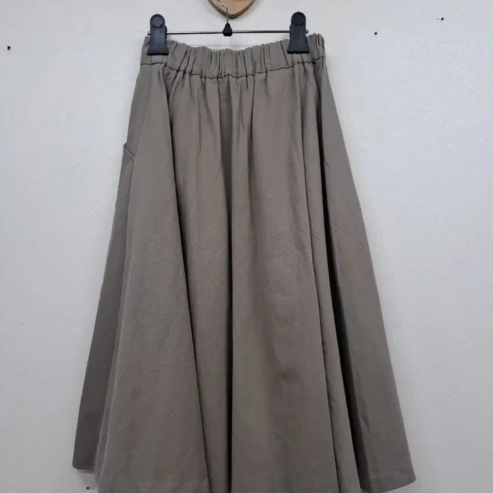 [BUNJANG] Cotton Flare Skirt (26-inch Waist) / 면 플레어스커트26미사용
