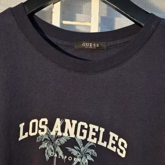 [BUNJANG] Guess LA Palm Tree Short Sleeve T-Shirt Black / 게스 LA 야자수 반팔 티셔츠 블랙