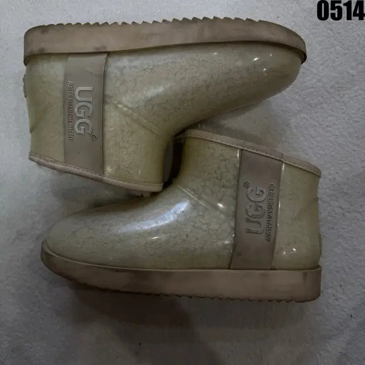 [BUNJANG] UGG Clear Jelly Mini Rain Boots (Size 235) / UGG 클리어 젤리 레인부츠 미니 235