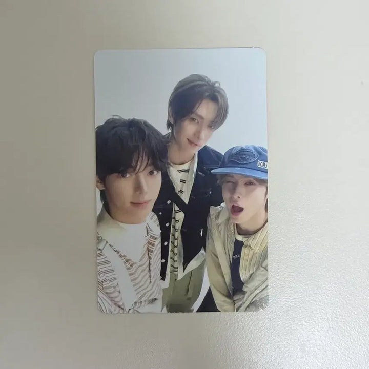 [BUNJANG] TWS HanJin, YoungJae, KyungMin Group Photocard / 투어스 한진 영재 경민 단체 포토카드