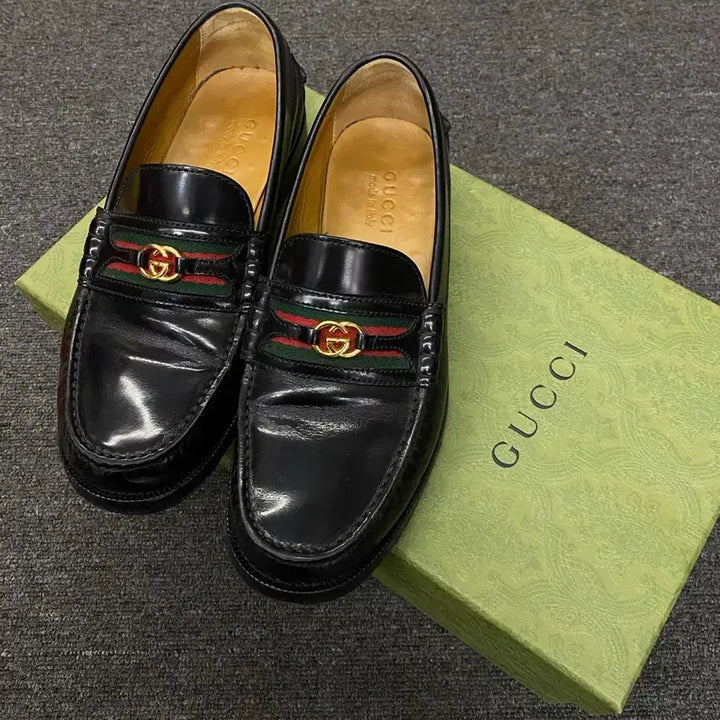 [BUNJANG] Gucci Interlocking G Logo Leather Loafers / Gucci 구찌 인터로킹 G 로고 레더로퍼 (박스포함)