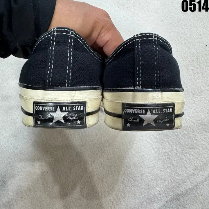 [BUNJANG] Converse Chuck Taylor All-Star Low Top Black Sneakers / 컨버스 블랙 로우 스니커즈 260