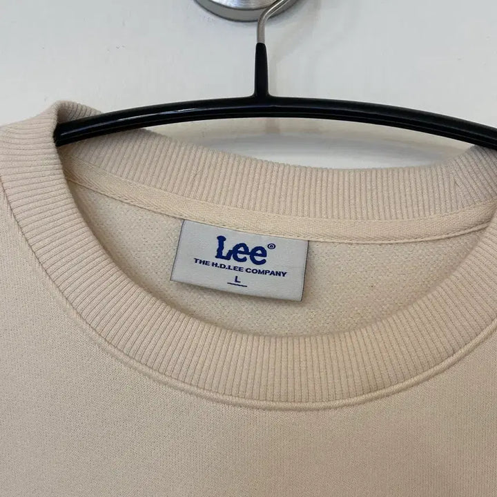 [BUNJANG] Lee Ivory Sweatshirt L (Fits 105) / Lee 아이보리 맨투맨 L (실측 105)