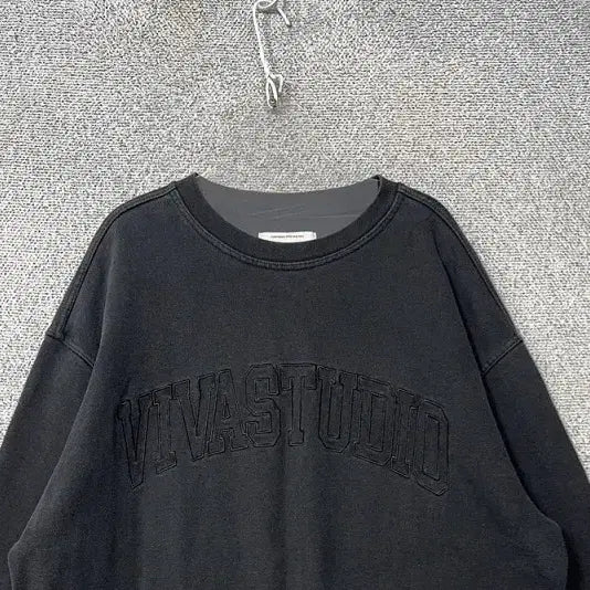 [BUNJANG] Vivastudio Spell Logo Sweatshirt / 비바스튜디오 스펠 로고 스웻셔츠 맨투맨 L