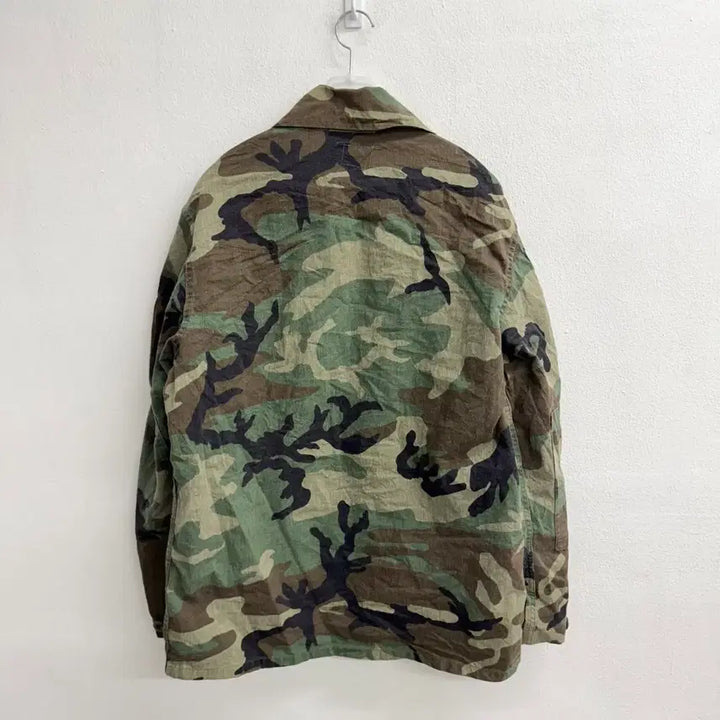 [BUNJANG] US Military Woodland Camo Field Jacket (M) / 80S USA 미군 우드랜드 밀리터리 자켓 (M)