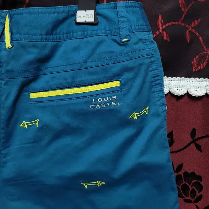 [BUNJANG] Louis Castel Dog Embroidery Shorts Blue / 루이까스텔    강아지 자수 반바지 블루