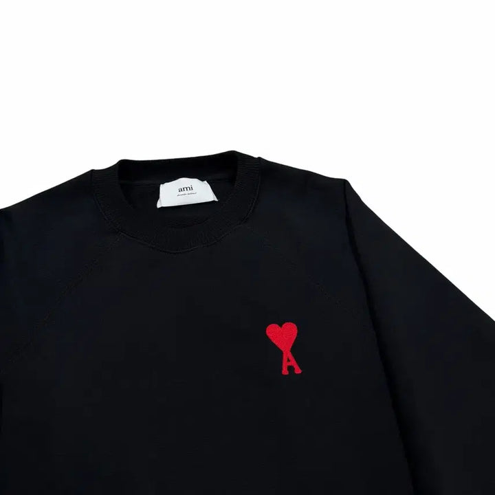 [BUNJANG] AMI Small Heart Logo Sweatshirt Black M / AMI 아미 스몰 하트 로고 스웻셔츠 맨투맨 블랙 M