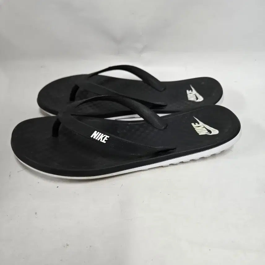 [BUNJANG] Nike Flip Flops Sandals Size 250-255 / 나이키 쪼리 슬리퍼 250~255