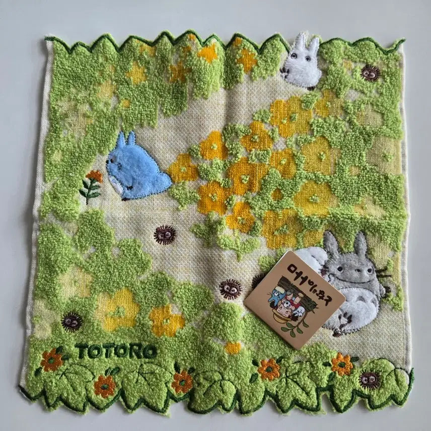 [BUNJANG] My Neighbor Totoro Embroidered Handkerchief / 이웃집 토토로 자수 손수건 새상품
