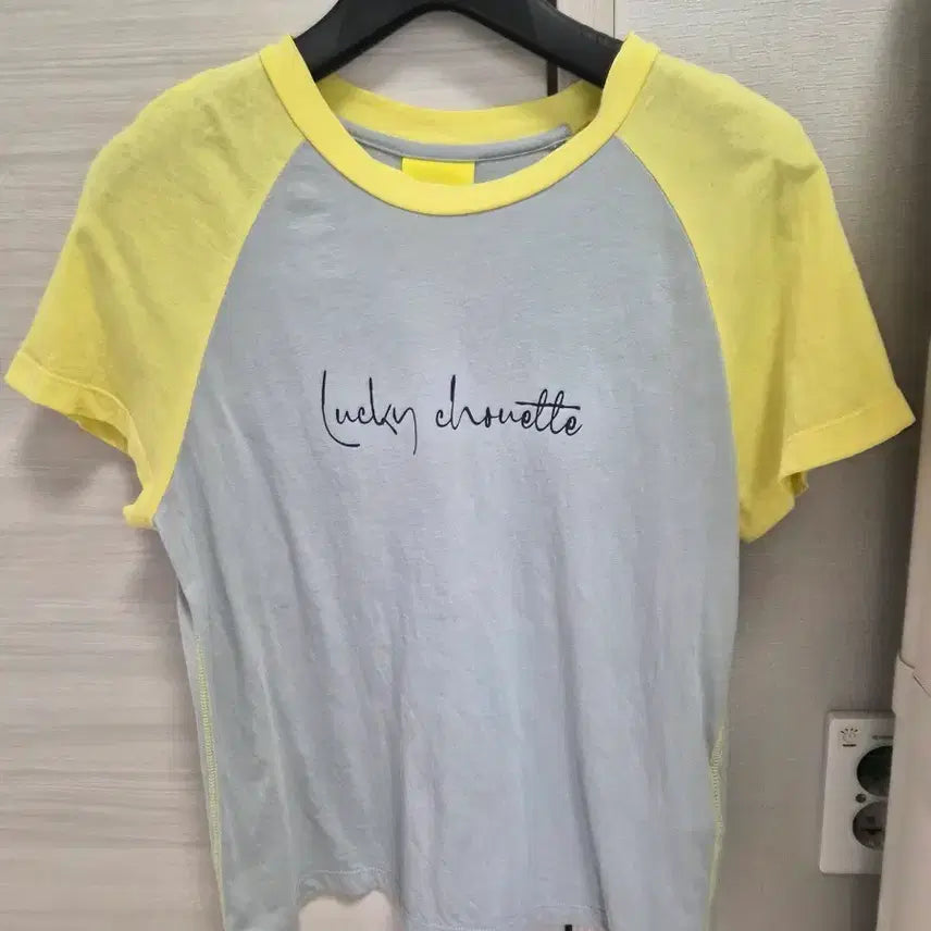 [BUNJANG] Lucky Chouette Short Sleeve T-Shirt Yellow/Gray / 럭키슈에뜨 반팔 티셔츠 노랑/회색