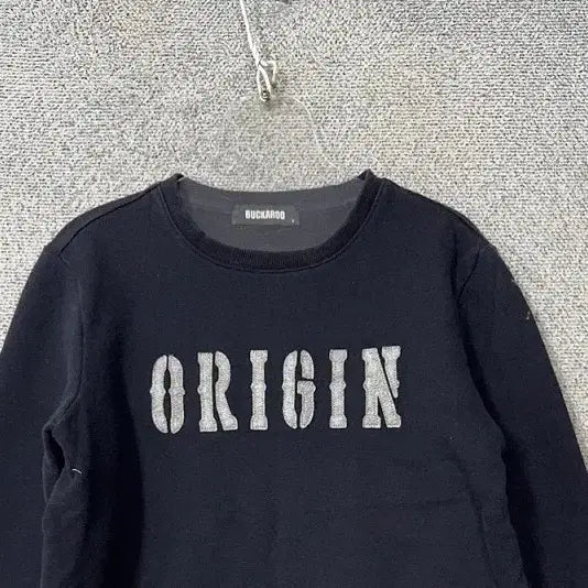 [BUNJANG] Bucaroo Printing Navy Sweatshirt Size S / 버커루 프린팅 네이비 맨투맨 S