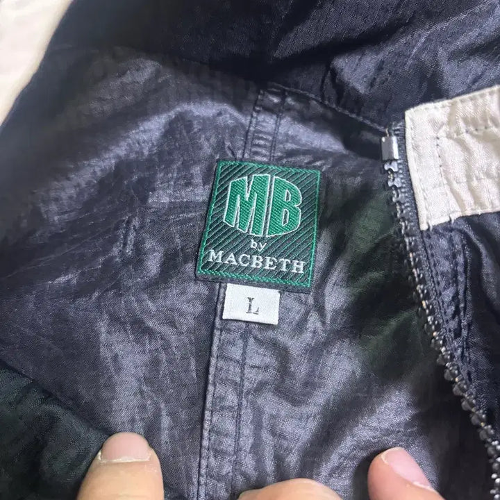 [BUNJANG] Macbeth Black &amp; Gray Two-Tone Half-Zip Windbreaker (Size 105) / 일본판 MACBETH 반집업 바람막이 사이즈 105