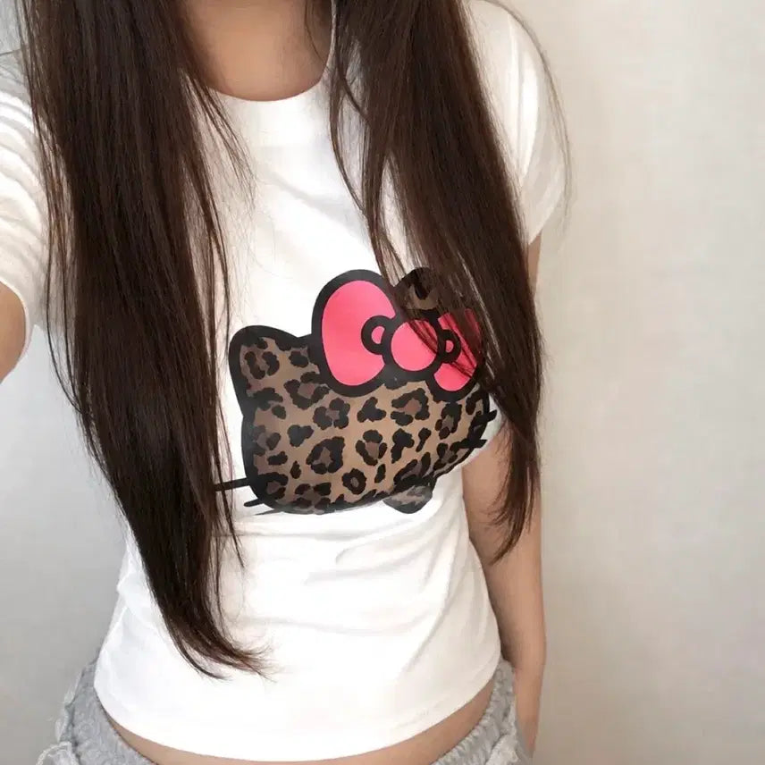 [BUNJANG] Hello Kitty Leopard Short Sleeve T-Shirt / 헬로키티 레오파드 반팔