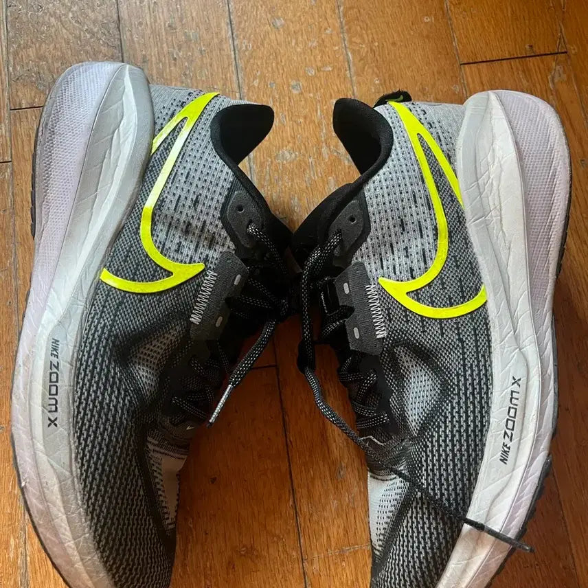 [BUNJANG] Nike Air Zoom Vomero 17 / 나이키 에어 줌 보메로 17 블랙