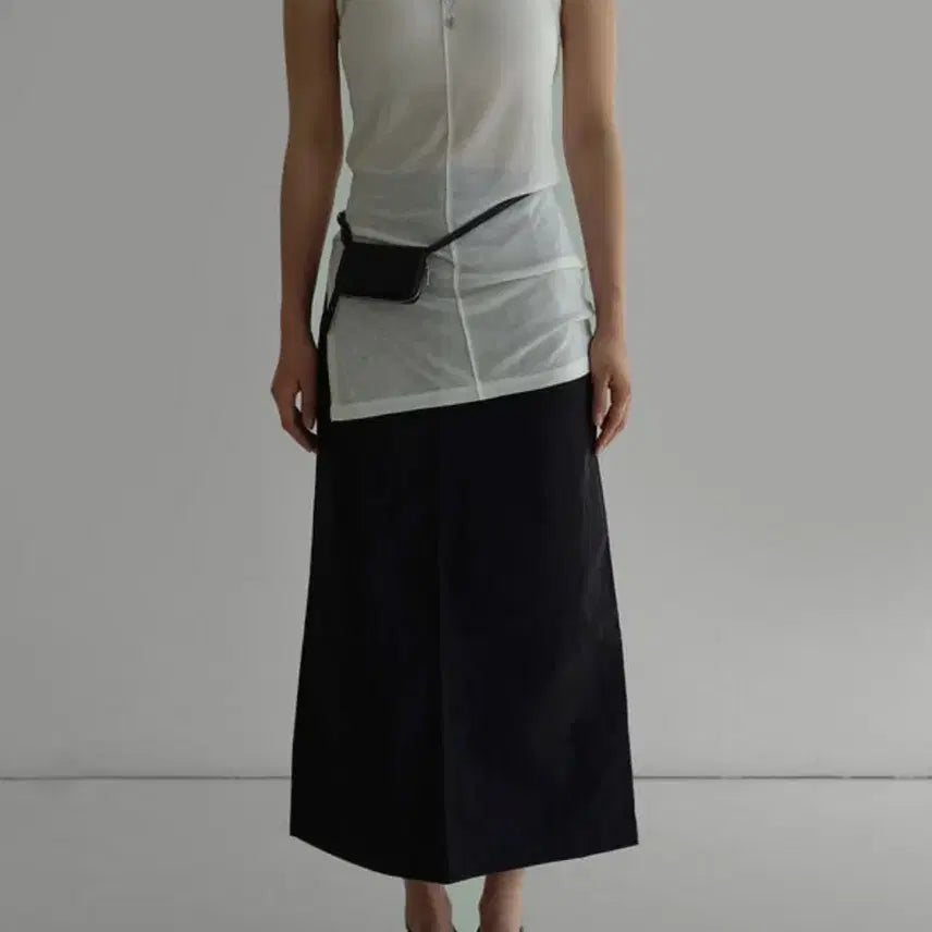 [BUNJANG] LaRoom Tencel Wool Blend Layered Sleeveless Top Ivory / 라룸 슬릿레이어드나시 아이보리