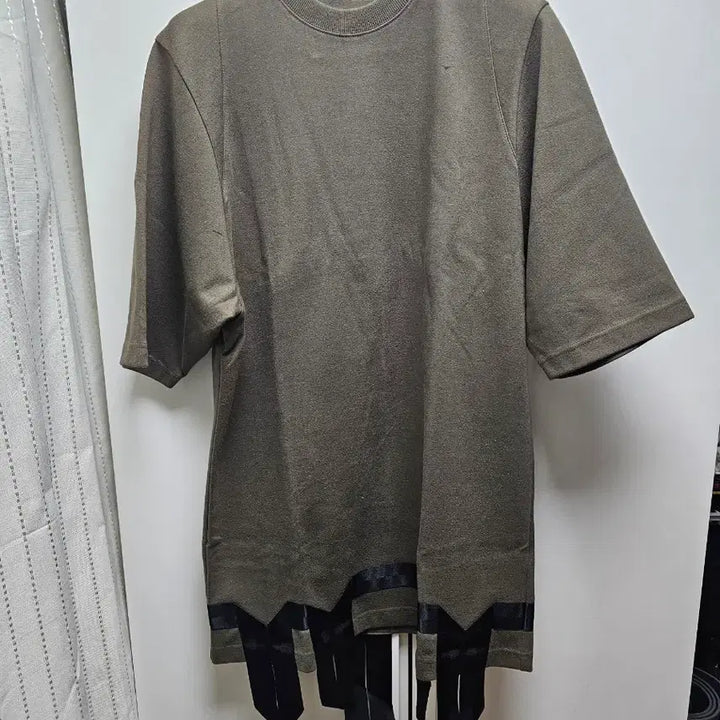 [SOLD OUT] 새상품 디그낙 컬렉션 반팔 티셔츠