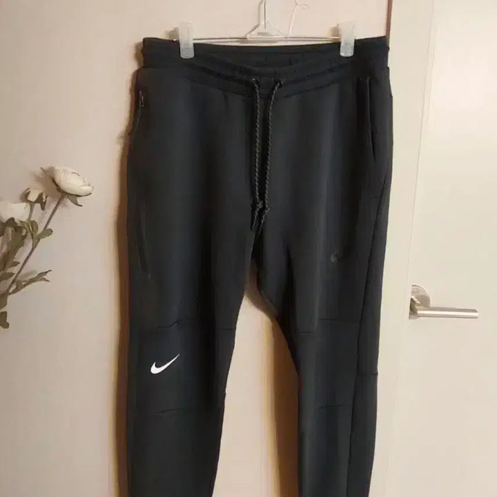 [BUNJANG] Nike Tech Fleece Jogger Pants Black M / NIKE 테크 플리스 조거 팬츠 블랙 M