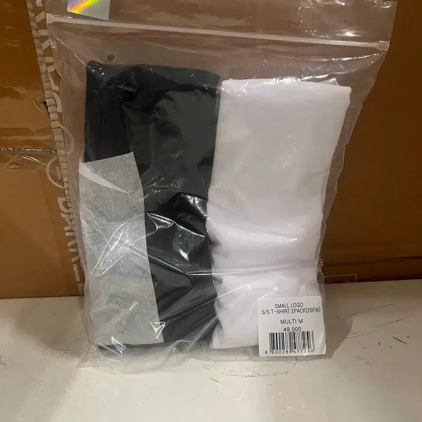 [BUNJANG] NERDY T-Shirt White/Black / (새상품) 널디 티셔츠  화이트/블랙