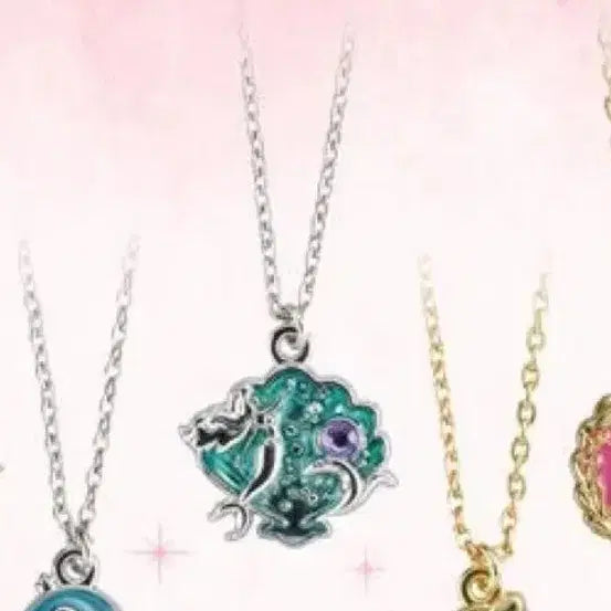 [BUNJANG] Bandai Disney The Little Mermaid Ariel Sparkling Necklace / 반다이 디즈니 인어공주 에리얼 키라키라 목걸이