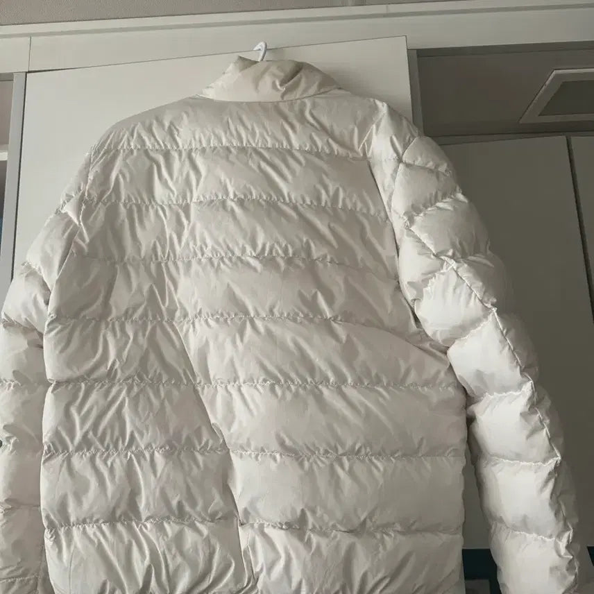 [BUNJANG] Moncler Bodinet Shorts Lightweight Down Jacket / 몽클레어 보디넷 쇼츠 경량패딩