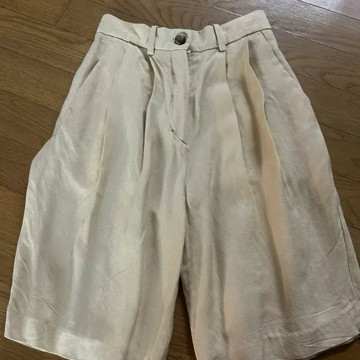 [BUNJANG] COS Linen Bermuda Pants Size 32 / cos 린넨 버뮤다 팬츠 32사이즈