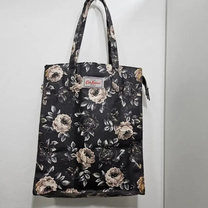 [BUNJANG] Cath Kidston Oakworth Bloom Tall Zipped Shopper Bag / 캐스키드슨 플라워 패턴 지퍼 쇼퍼백