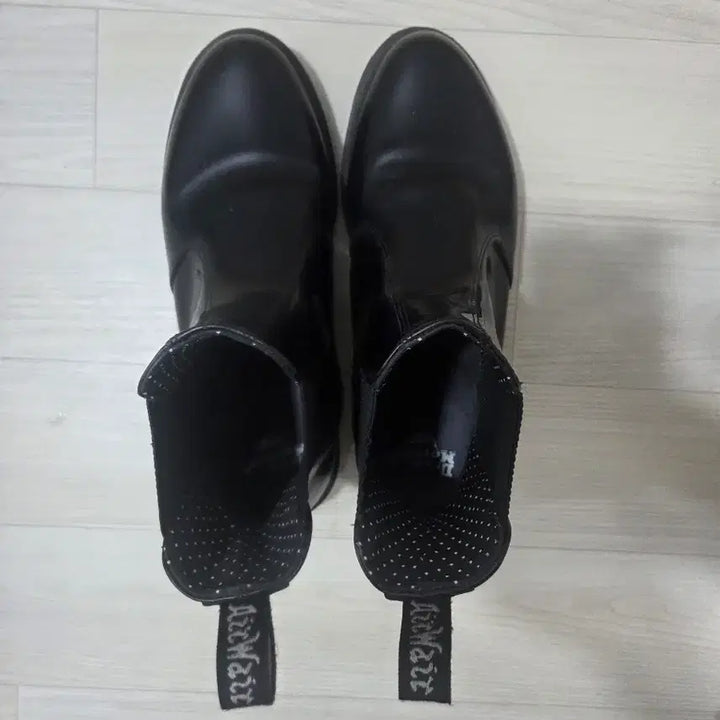 [BUNJANG] Dr. Martens Flora Chelsea Boots Black Size 280 / 닥터마틴 플로라 첼시 부츠 블랙 280