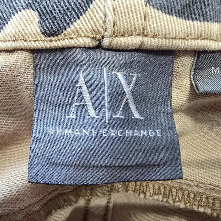 [BUNJANG] Armani Exchange Camo Cargo Shorts (Men&