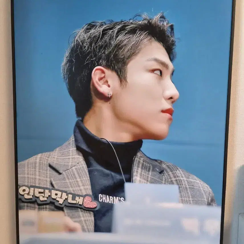[BUNJANG] Wanna One AB6IX Park Jihoon A2 Frame / 워너원 AB6IX 박우진 액자 팔아요