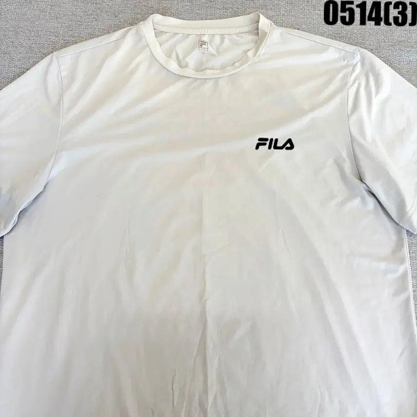[BUNJANG] FILA Ivory Short Sleeve T-Shirt (Size 110) / 휠라 FILA 반팔 티셔츠 아이보리 110 0514