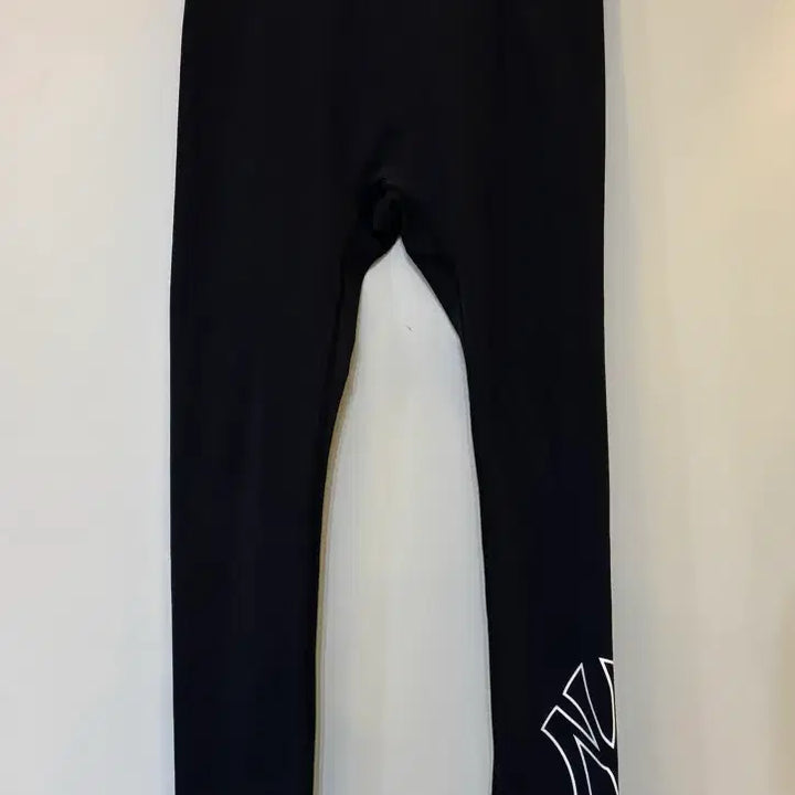 [BUNJANG] MLB New York Yankees Leggings (Black, XS) / MLB 뉴욕 양키스 레깅스 허리(23~24)XS