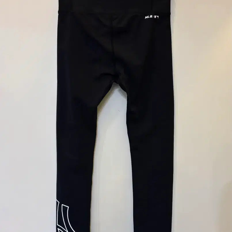 [BUNJANG] MLB New York Yankees Leggings (Black, XS) / MLB 뉴욕 양키스 레깅스 허리(23~24)XS