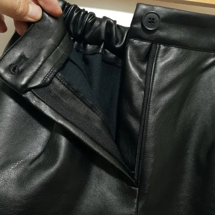 [BUNJANG] Leather Fleece Lined Shorts with Back Banding / 뒷밴딩 기모 레더 숏 팬츠 F_M1188