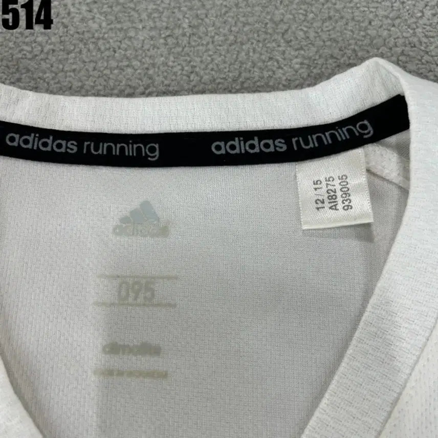 [BUNJANG] Adidas Three Stripe V-Neck Long Sleeve T-Shirt White 95 / 아디다스 삼선 V넥 긴팔 티셔츠 화이트 95