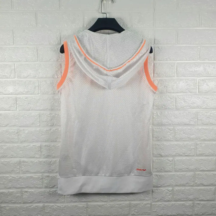 [BUNJANG] Arena Sleeveless Hoodie T-shirt / [95]아레나 민소매 후드티