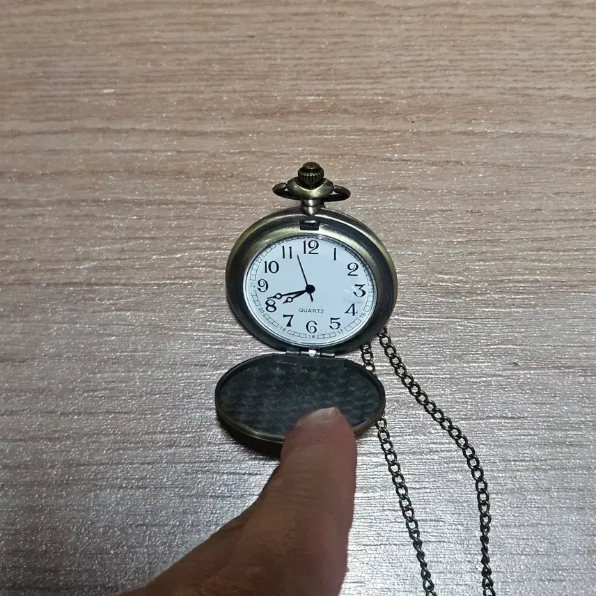 [BUNJANG] Vintage USA Flag Eagle Pocket Watch Necklace / 빈티지 미국 국기 독수리 회중시계 목걸이