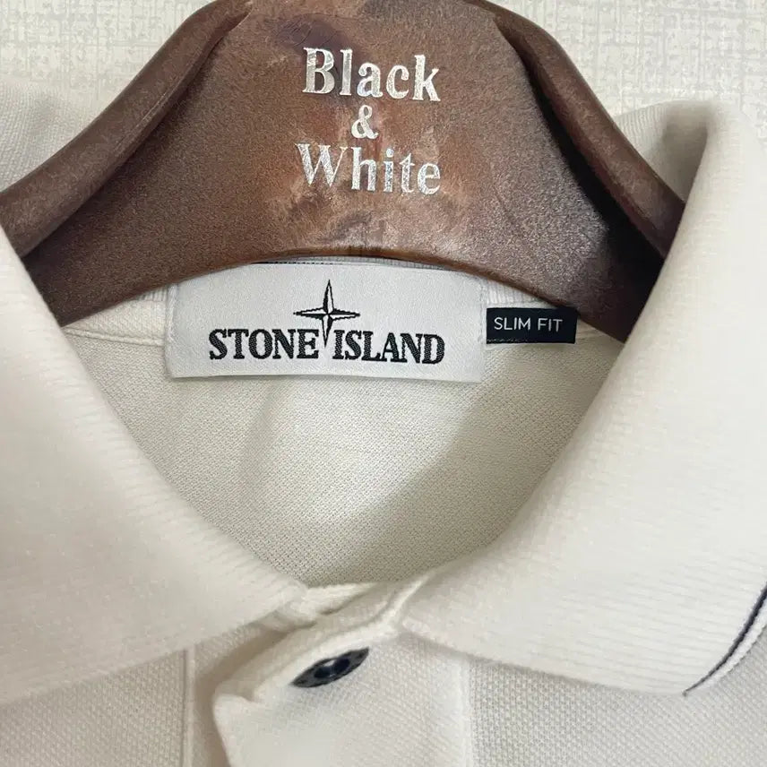 [BUNJANG] Stone Island White Slim Fit Polo Shirt / 스톤아일랜드 화이트 슬림핏 카라티 S
