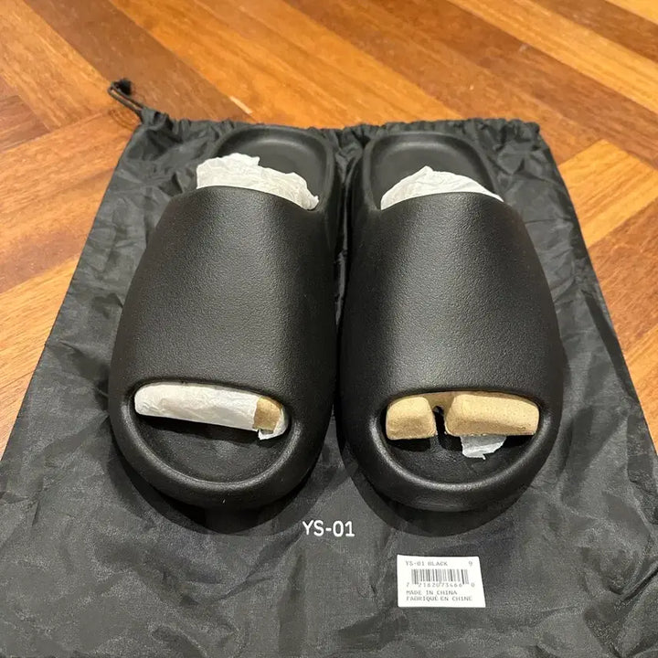 [BUNJANG] YZY YS-01 Sneakers US 9 / 이지 yzy ys-01 us9