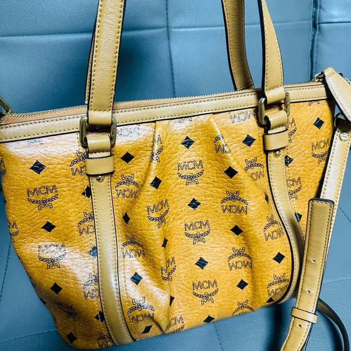 [BUNJANG] MCM Logo Pattern Tote Bag / mcm가방