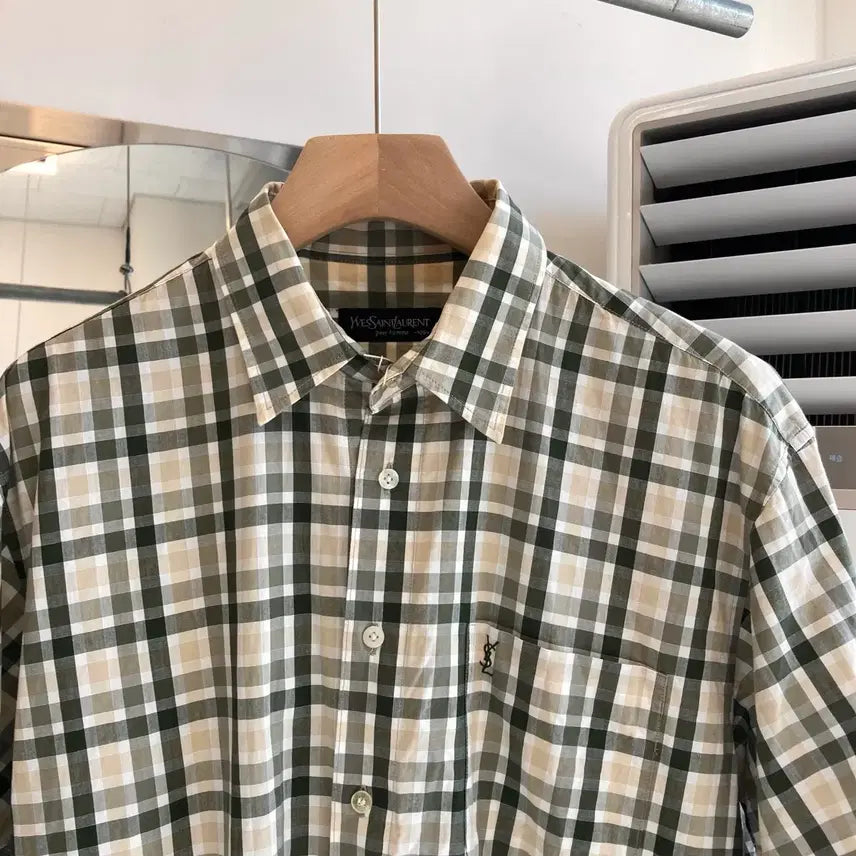 [BUNJANG] Saint Laurent Paris Licensed Short Sleeve Shirt XL / 입생로랑 라이센스 반팔셔츠 XL(105) YSL Summer Shirt